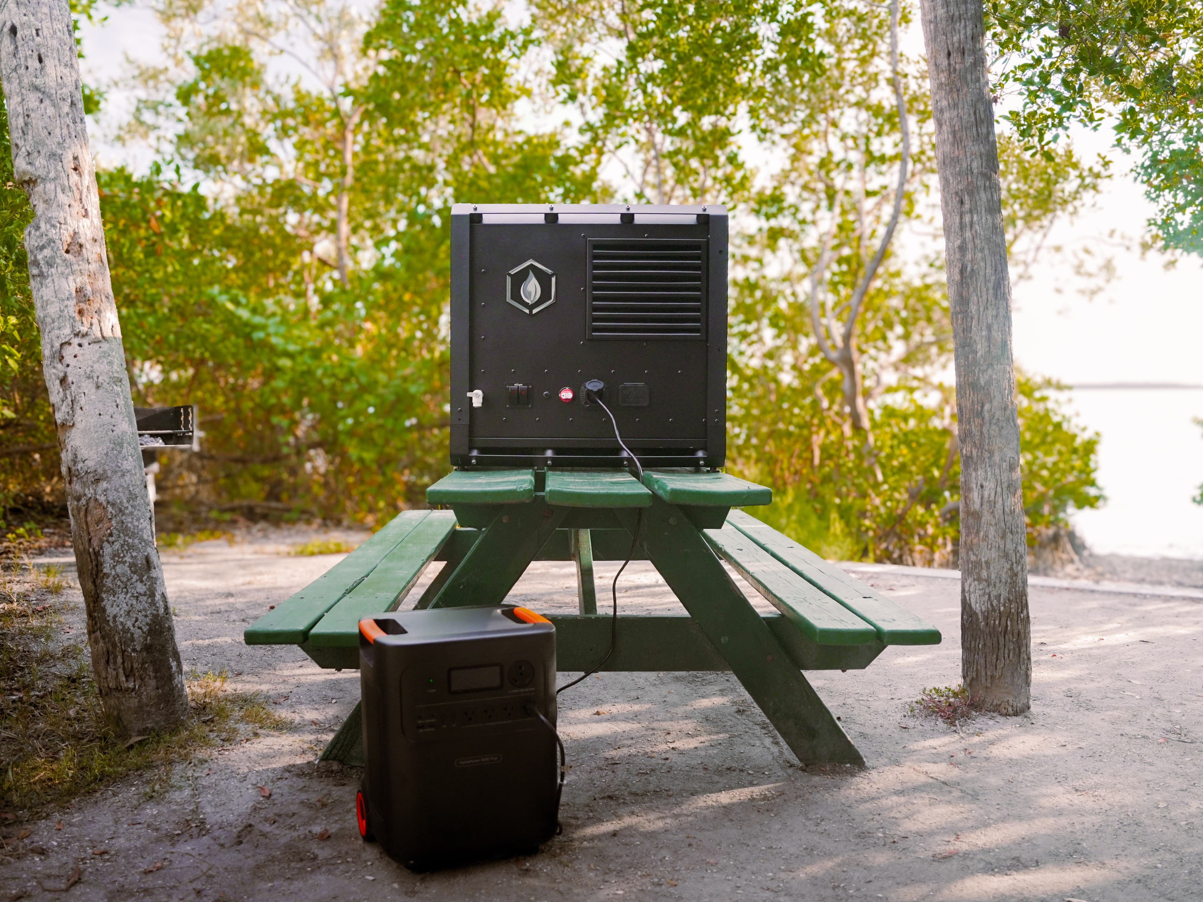 At 29 × 18 × 28 inches and 150 lbs, the WaterCube 10 fits where you need it and moves when plans change. Available in Black and Tan to match your space or setting.